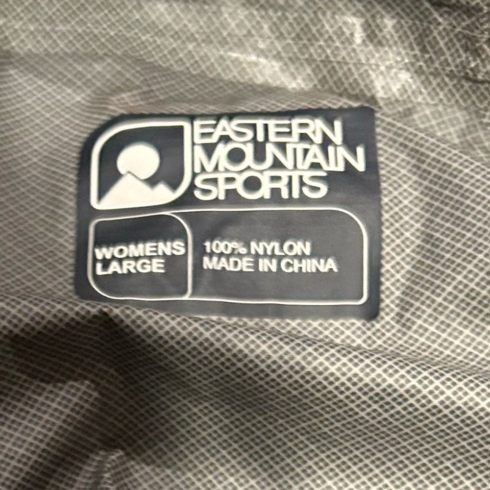 Eastern mountain Jacket - Picture 4 of 4